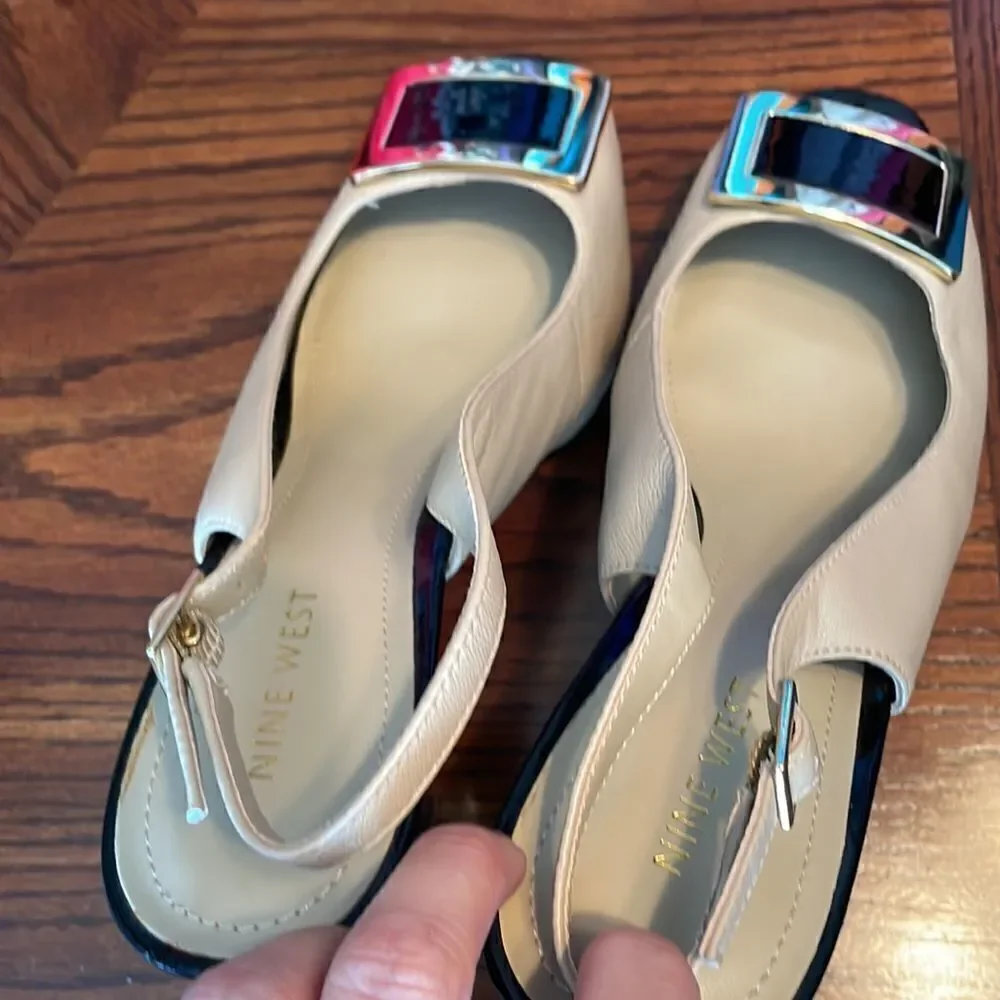 Nine West ivory leather black patent and gold accent slingback platform heels
